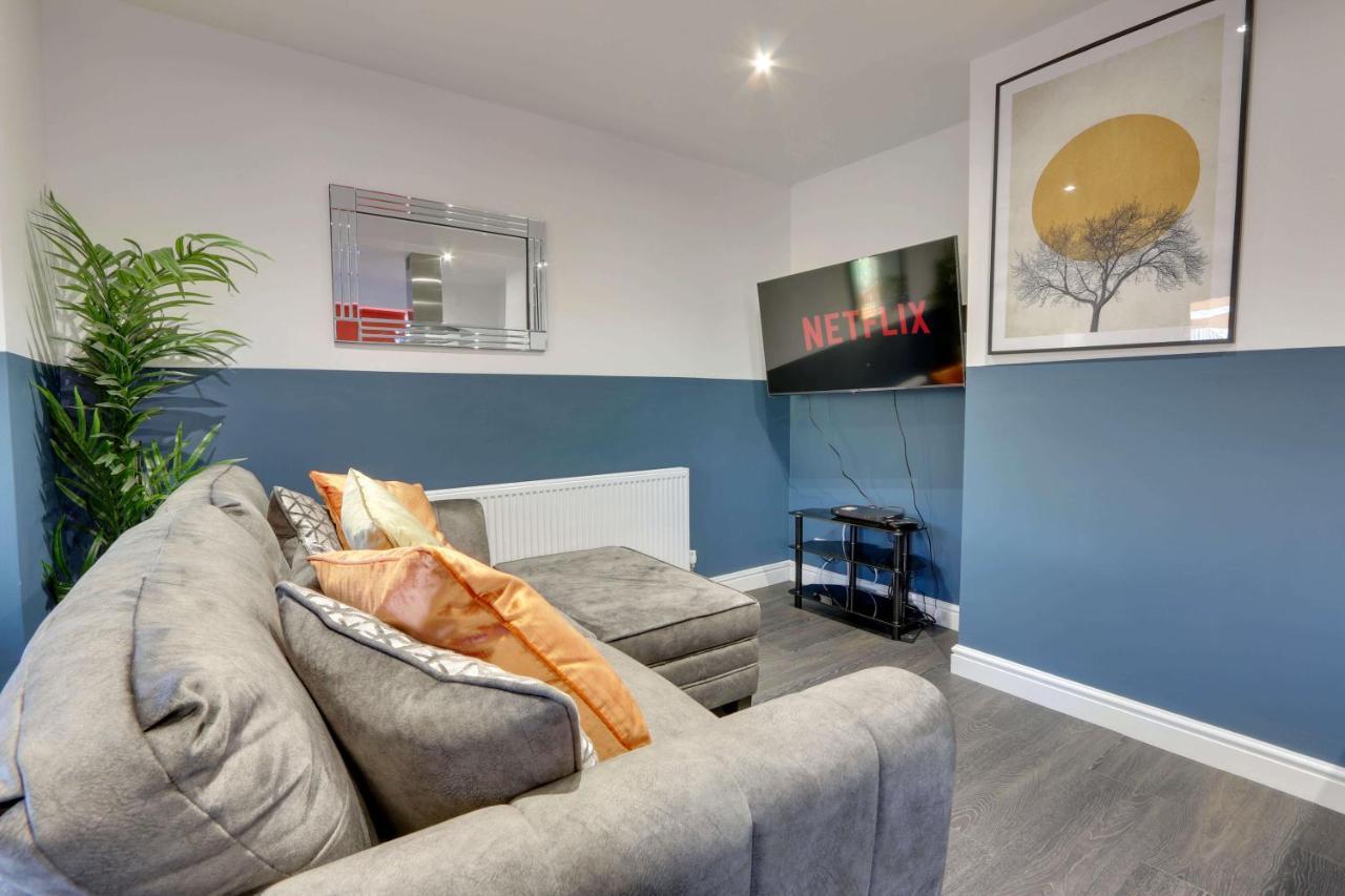 #Upmarket, Exceptional 4 Bed House, With Free Parking, Close To Amenities And Supermarkets Σέφιλντ Εξωτερικό φωτογραφία