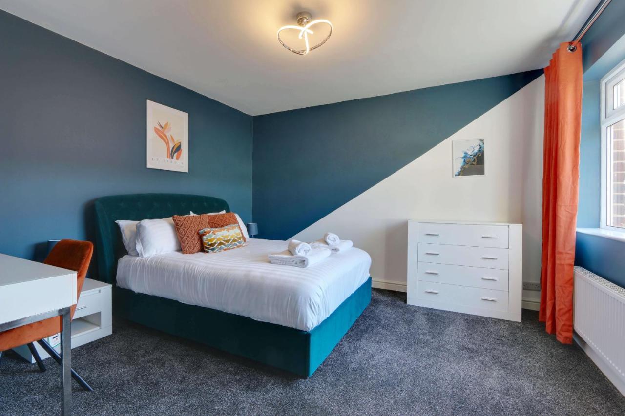 #Upmarket, Exceptional 4 Bed House, With Free Parking, Close To Amenities And Supermarkets Σέφιλντ Εξωτερικό φωτογραφία