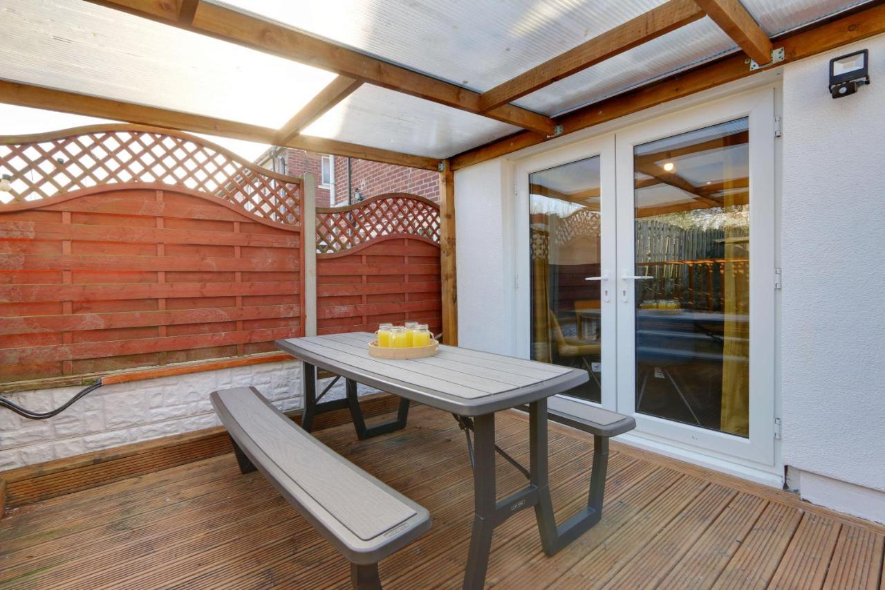 #Upmarket, Exceptional 4 Bed House, With Free Parking, Close To Amenities And Supermarkets Σέφιλντ Εξωτερικό φωτογραφία