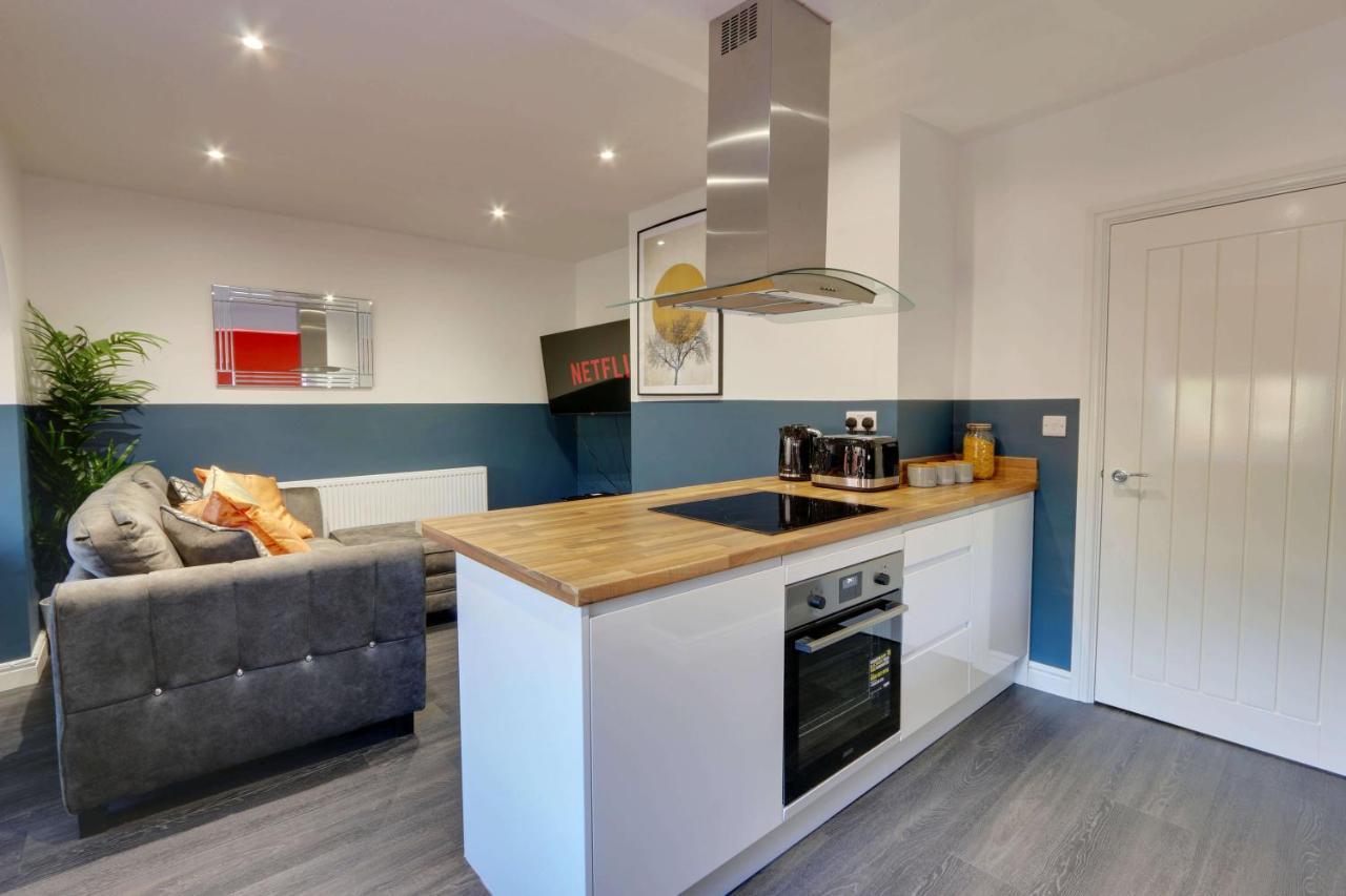 #Upmarket, Exceptional 4 Bed House, With Free Parking, Close To Amenities And Supermarkets Σέφιλντ Εξωτερικό φωτογραφία