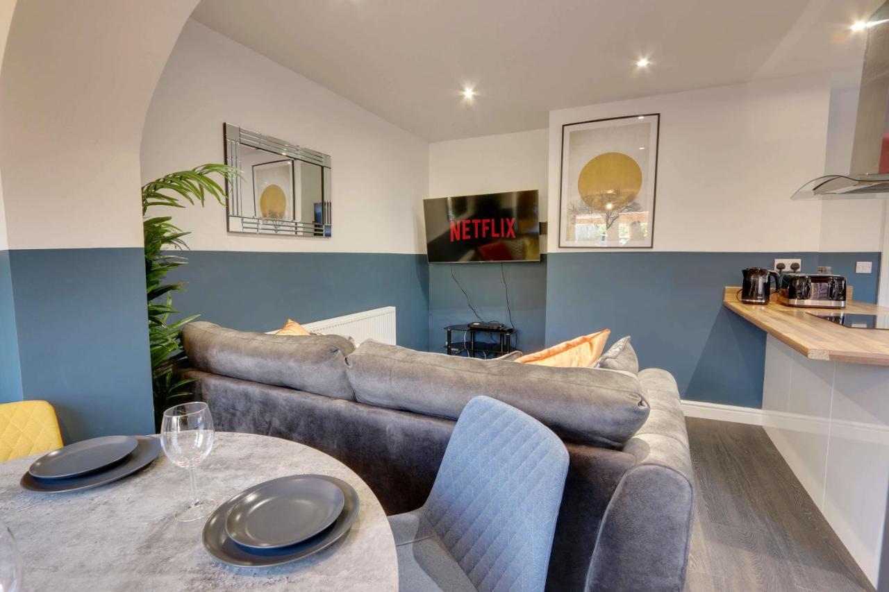 #Upmarket, Exceptional 4 Bed House, With Free Parking, Close To Amenities And Supermarkets Σέφιλντ Εξωτερικό φωτογραφία